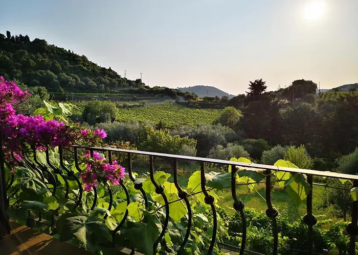 La Tinaia Country House
